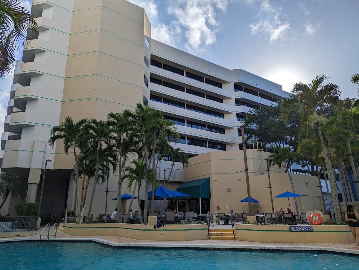 Embassy Suites by Hilton Boca Raton, Hotel in Highland Beach