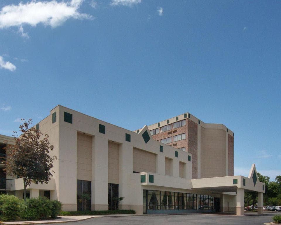 Dominion Inn & Suites, Hotel in Sandston
