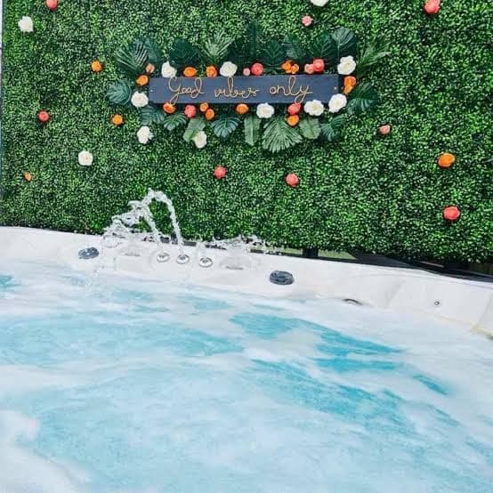 EaDo Guesthouse | Private Retreat | Hot tub Access, Guesthouse in Houston