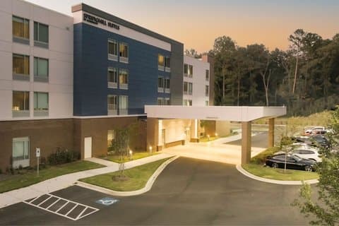 SpringHill Suites by Marriott Charlotte Huntersville, Hotel in Huntersville