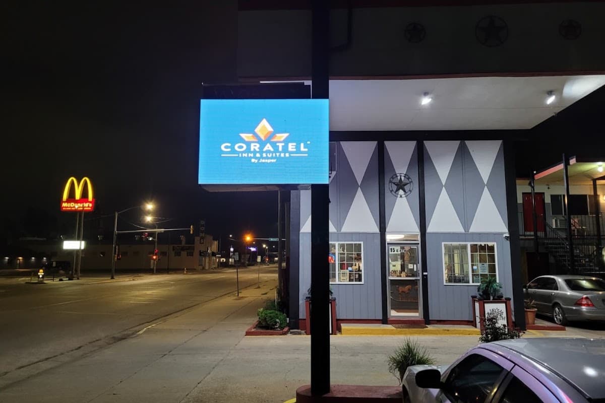 Coratel Inn & Suites by Jasper Hutchinson, Hotel in Hutchinson