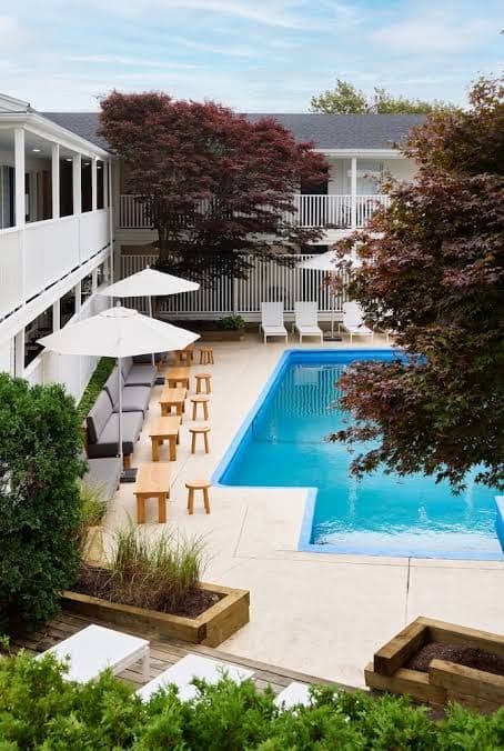 Parker Beach Lodge, Hotel in West Yarmouth