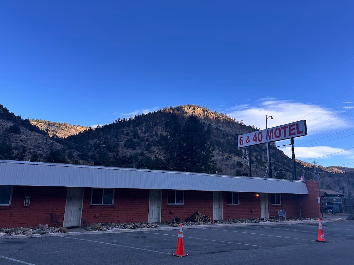 6 & 40 Motel, Motel in Idaho Springs