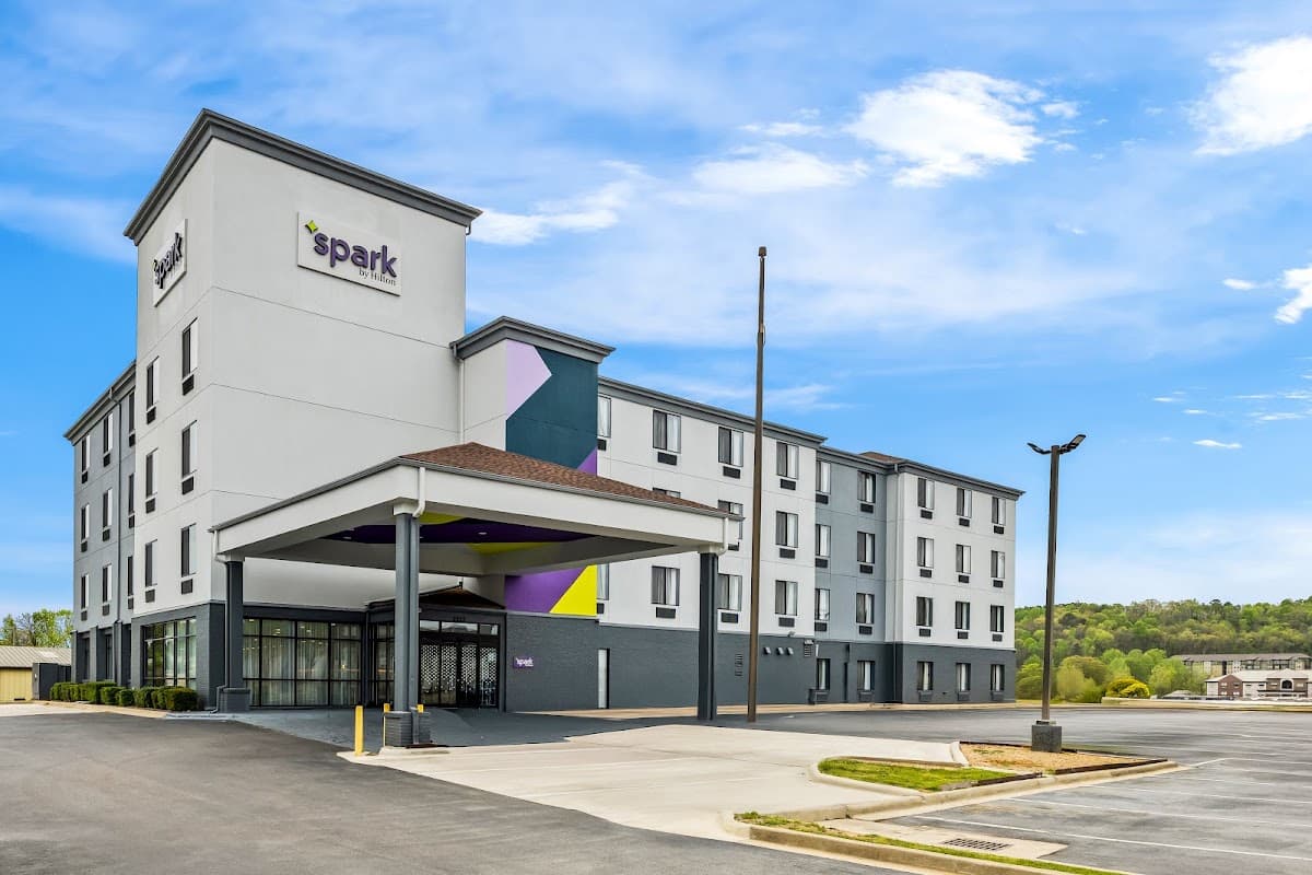 Spark by Hilton Pelham Birmingham I 65, Hotel in Indian Springs Village