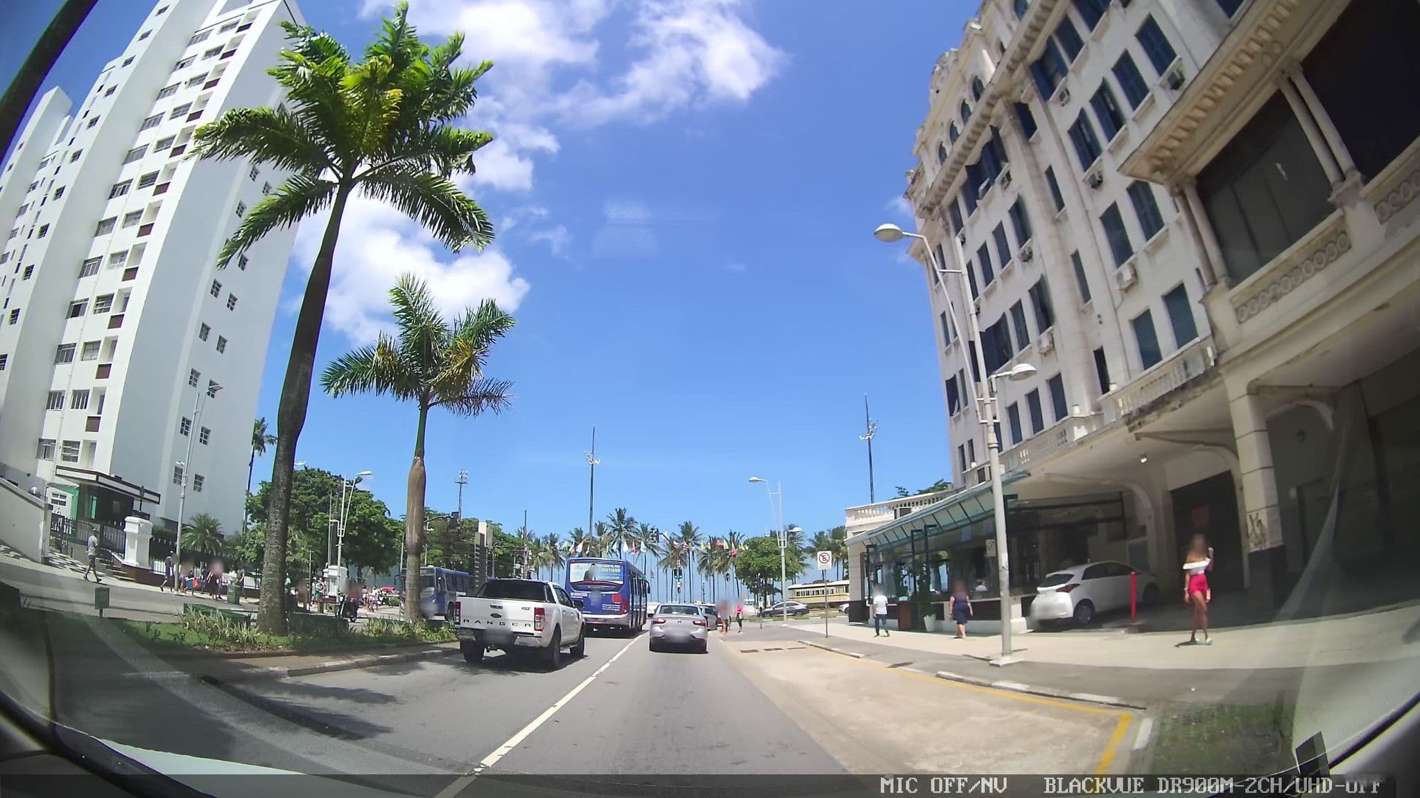 Street view near Parque Balneário Hotel, Santos — © marciosampaio (CC BY-SA · Mapillary)