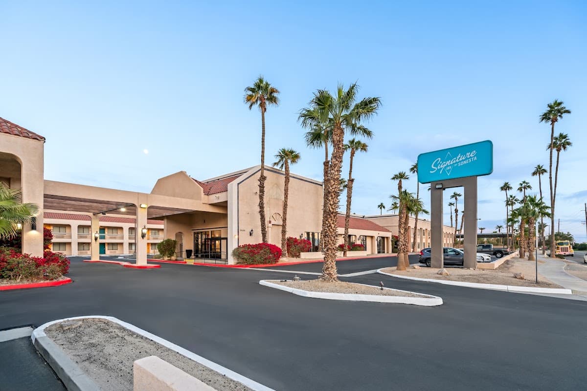Signature Inn Indio I-10 Coachella Valley by Sonesta, Hotel in Indio