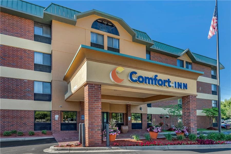 Comfort Inn Near Greenfield Village, Hotel in Dearborn Heights