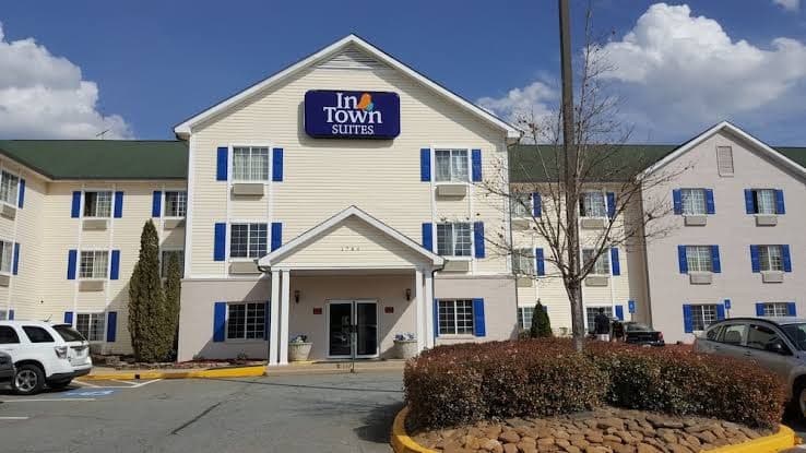 InTown Suites Extended Stay Baton Rouge LA, Aparthotel in Inniswold