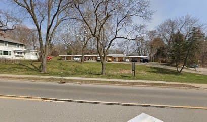 Eagle's Nest motel, Motel in Ionia