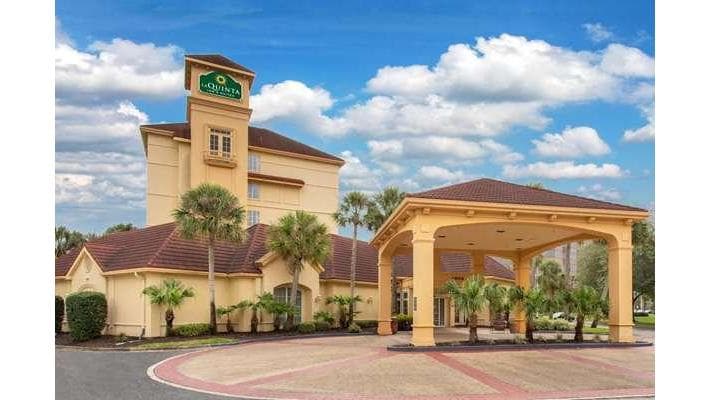 La Quinta Inn & Suites by Wyndham Jacksonville Butler Blvd, Hotel in Jacksonville