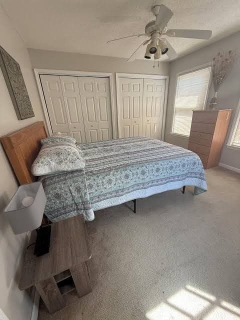 Spacious, Lakefront, 3-bedroom house, views, and near everything, Hotel in James Island