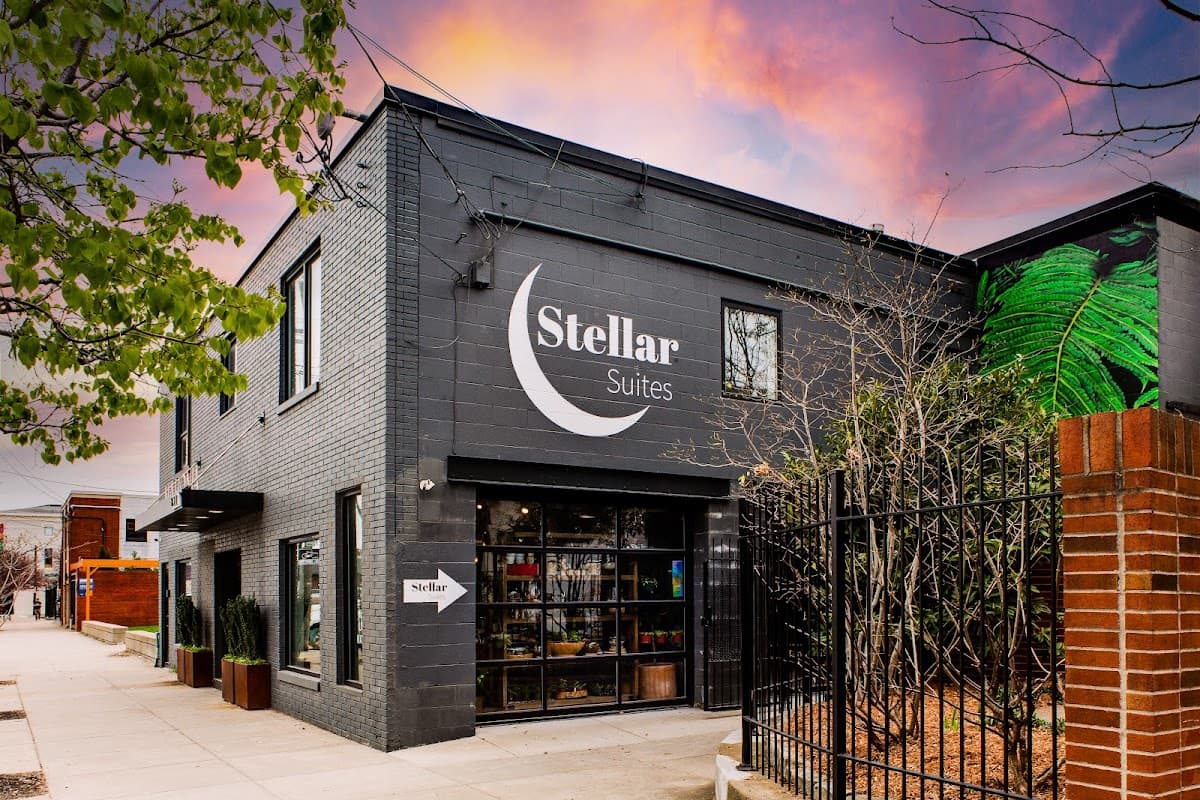 Stellar Suites, Hotel in Louisville