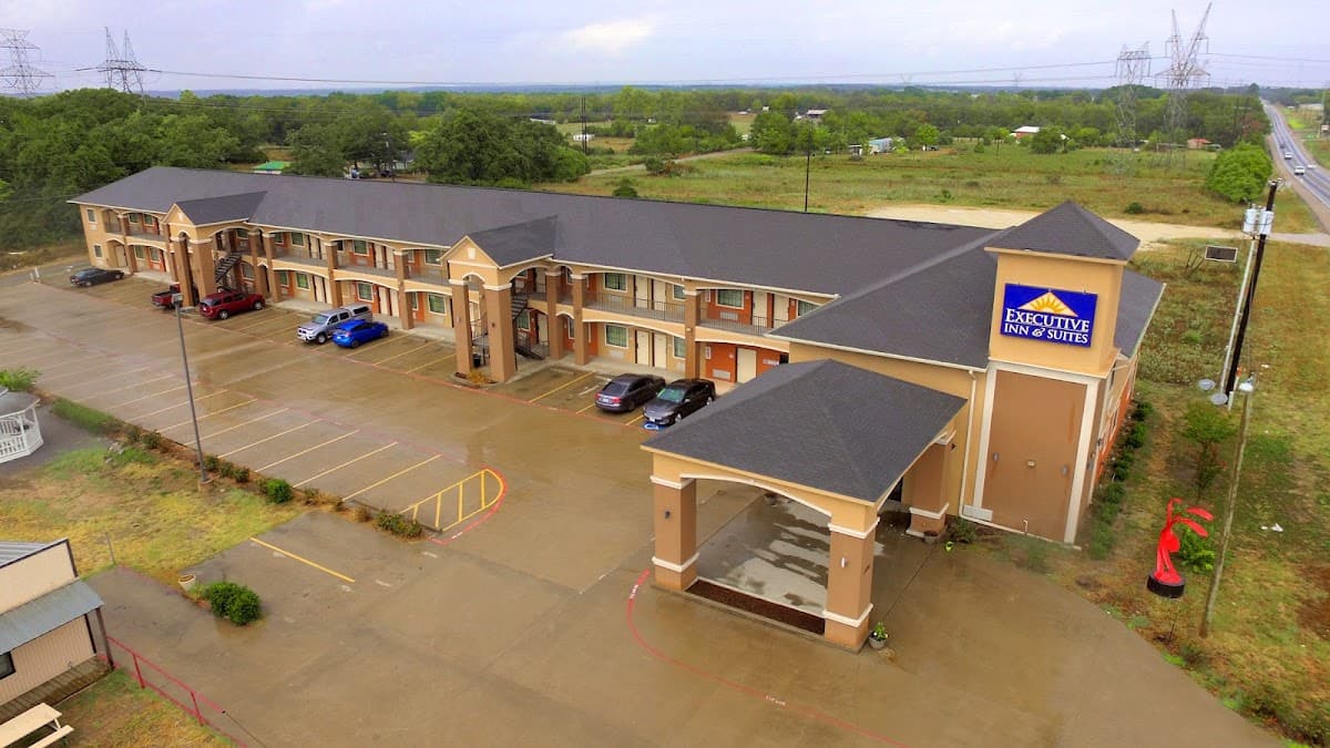 Executive Inn & Suites - Jewett, Hotel in Jewett
