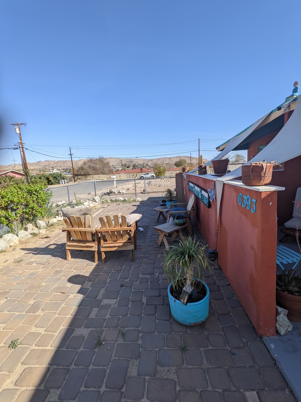 Center Street Villas - Two Bedroom Suites, Holiday Home in Joshua Tree