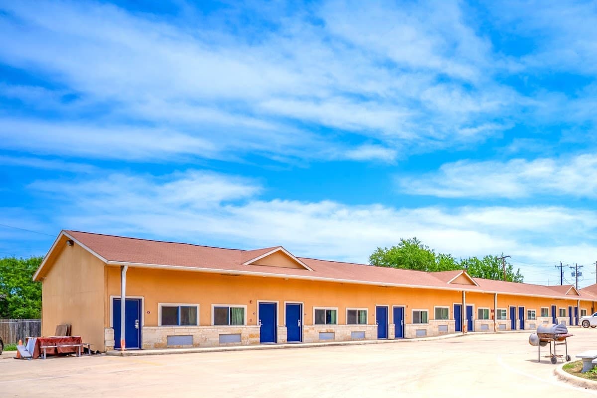 Atria Inn & Suites (Kitchenettes), Hotel in Jourdanton