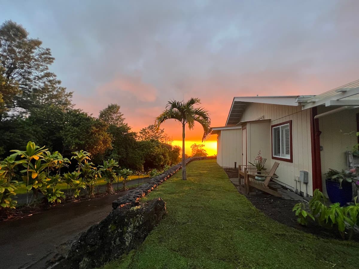 Mango Sunset BnB Inn at Lyman Kona Coffee Farms, Bed & Breakfast in Kalaoa