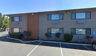 Chris Jackson, Hotel in Kelso