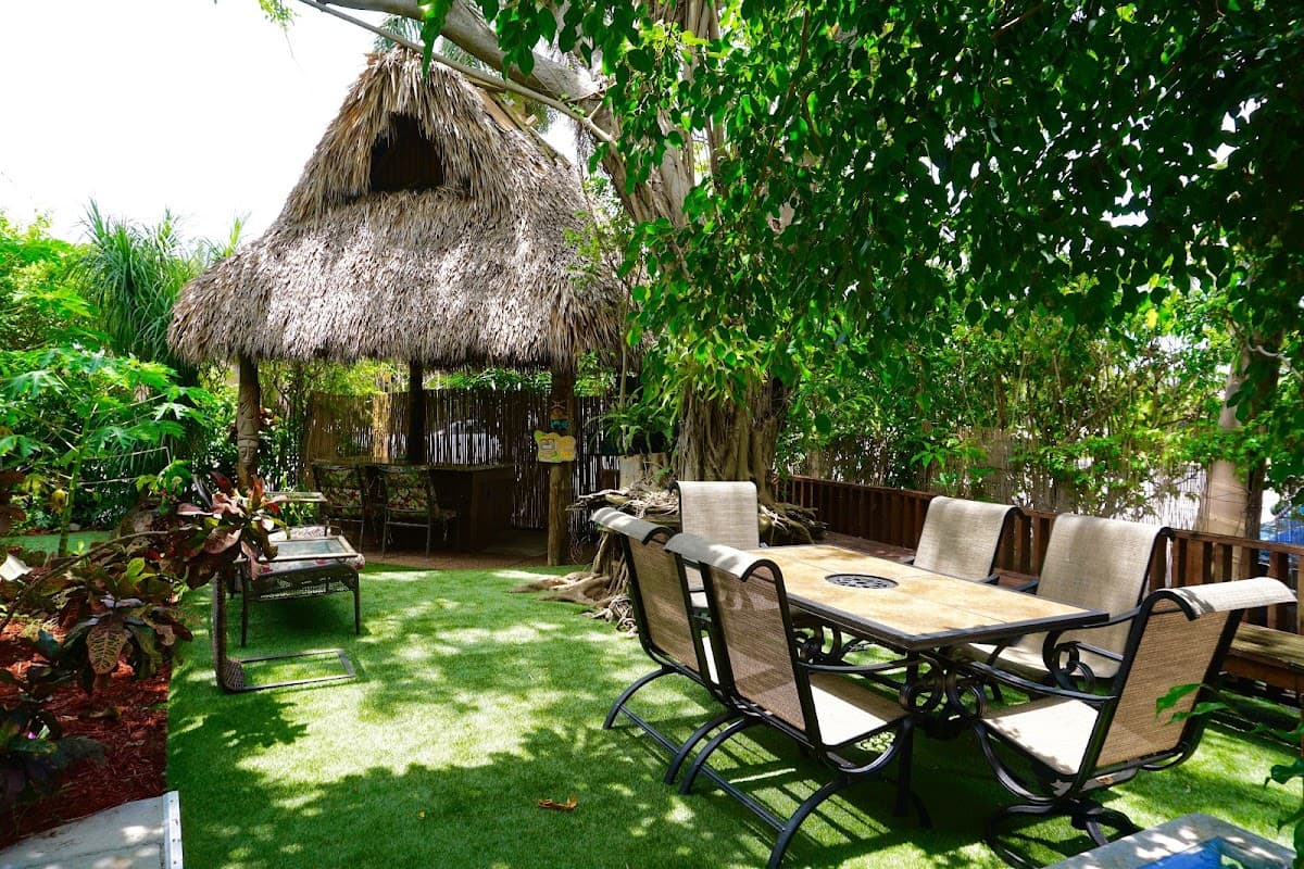 Riverside by the Beach Apartments, Hotel in Terra Mar