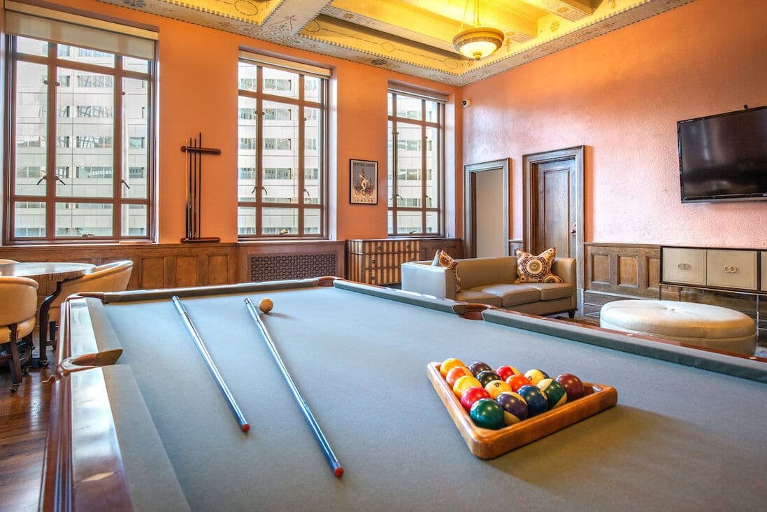 Suite Nation Corporate Suites Warehouse, Aparthotel in River Ridge