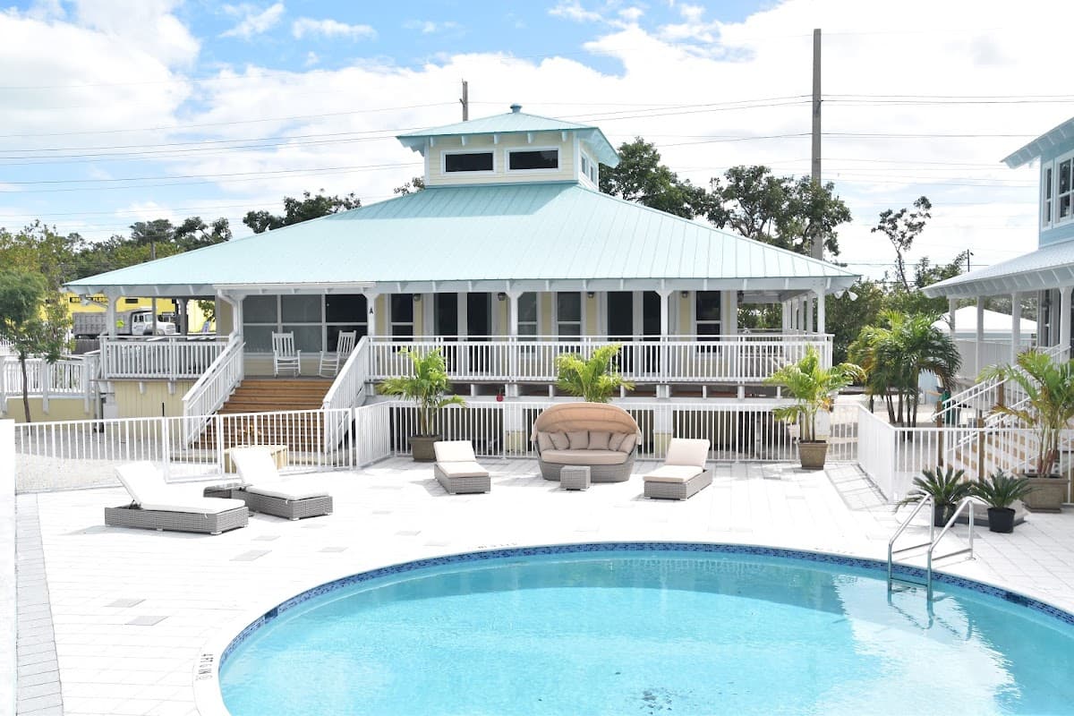 Dolphin Point Villas, Resort in Key Largo
