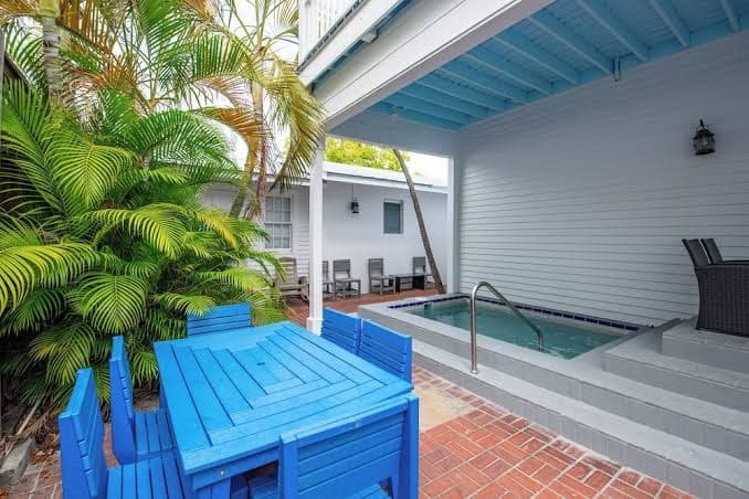 Banana's Foster Guesthouse, Hotel in Key West