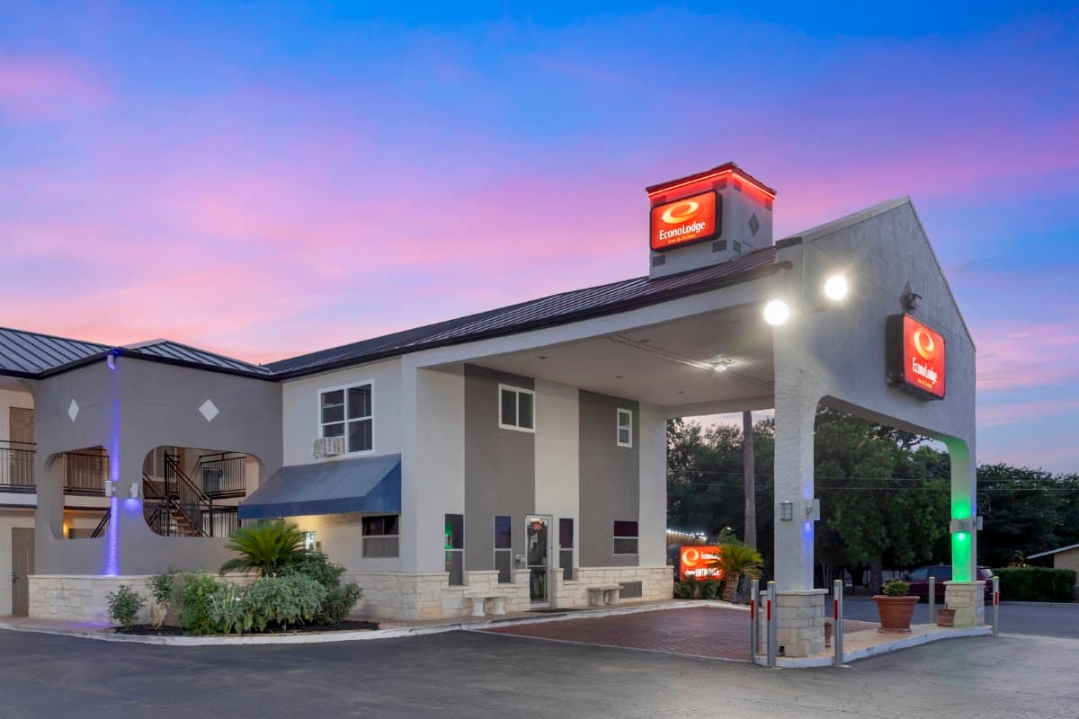 Econo Lodge Inn & Suites Near Lackland AFB, Hotel in Lackland Air Force Base