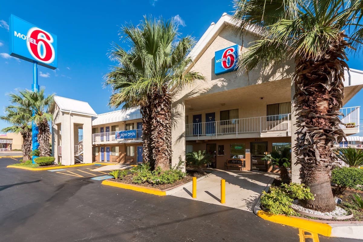 Motel 6 San Antonio, TX - Near Lackland AFB, Hotel in Lackland Air Force Base