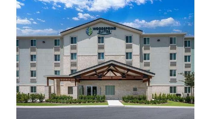 WoodSpring Suites West Palm Beach, Aparthotel in Plantation Mobile Home Park