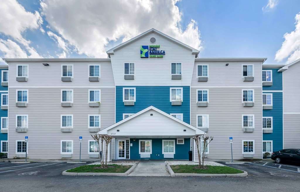 Extended Stay America Select Suites- Orlando - Sanford - Airport, Aparthotel in Sanford