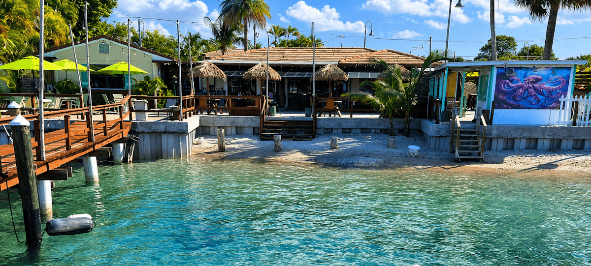 Blue Heron Bridge Hotel and Dive Club, Hotel in Palm Beach Shores