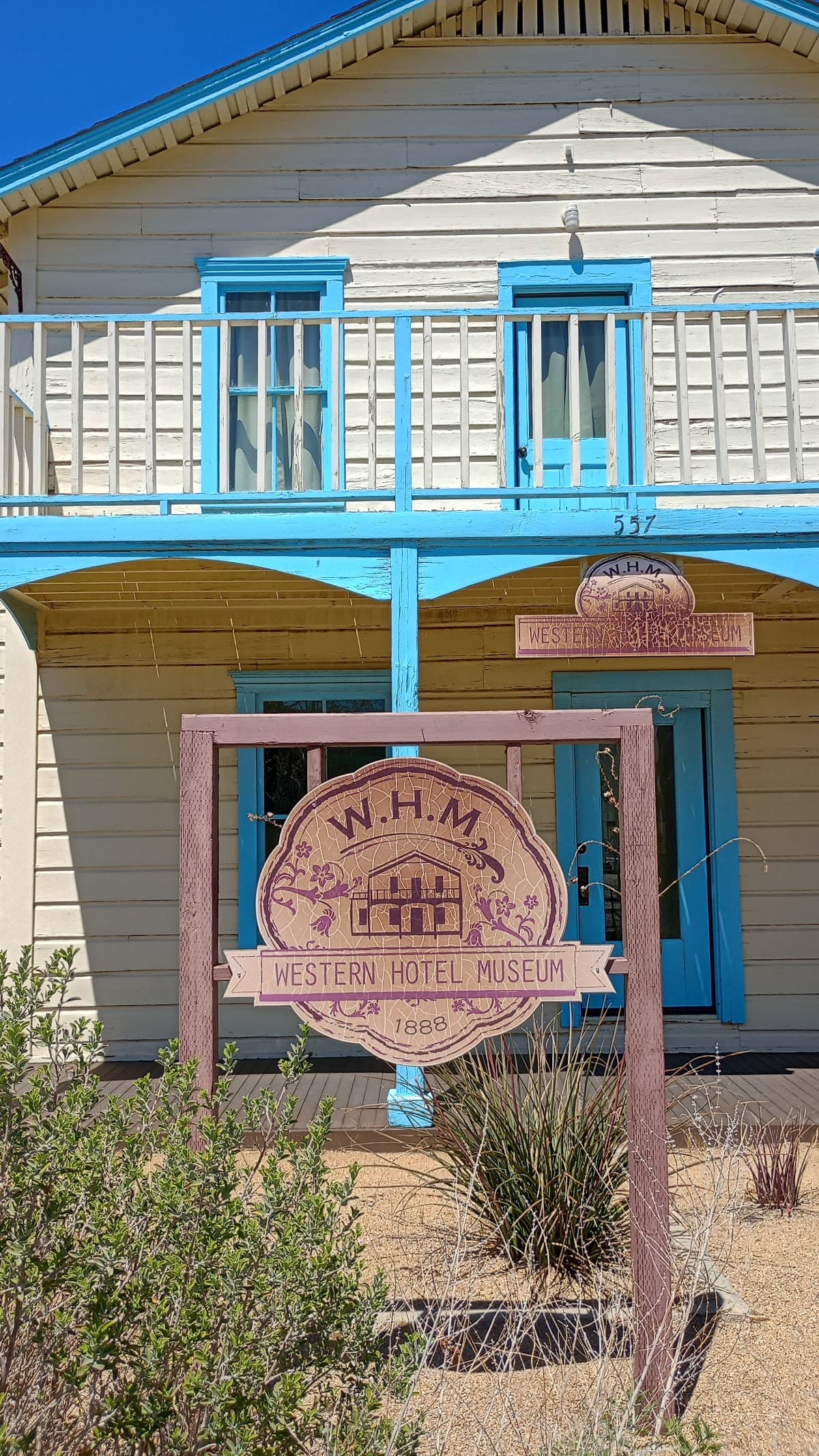 Western Hotel (Lancaster, California), Hotel in Lancaster