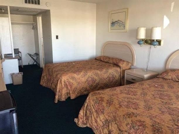 Lamplighter Motel, Motel in Winchester