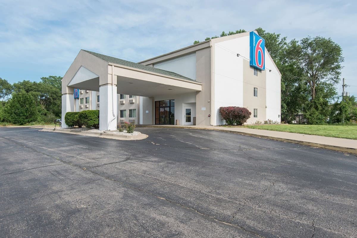 Motel 6 Lawrence, KS, Hotel in Lawrence