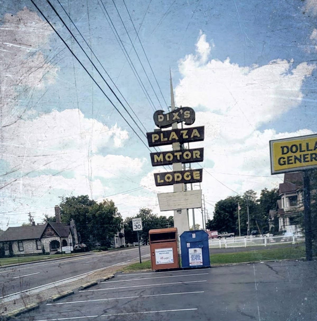 Dix's Plaza Motor Lodge, Hotel in Lebanon