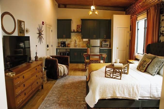 The Chassedi / Historic Downtown Hotel / Studio, Hotel in Leitchfield