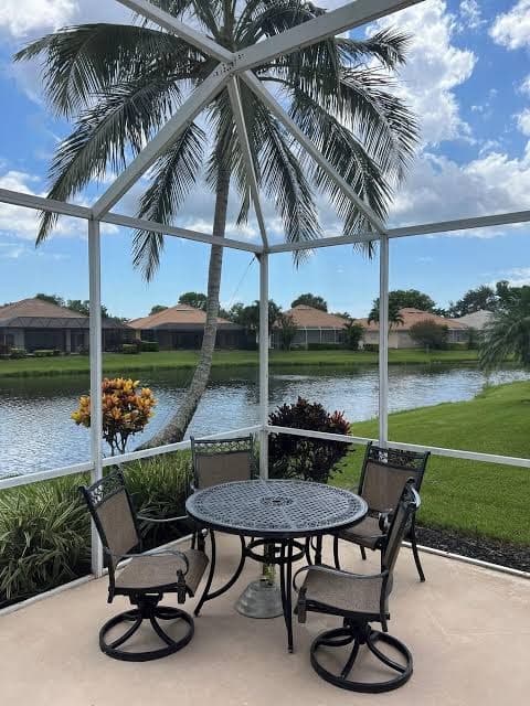 Exclusive Lely Resort House -Private Pool -Sleeps 6, Resort in Lely Resort