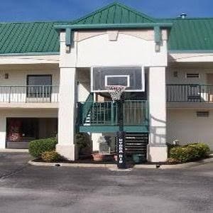 Celebration Inn, Hotel in Lewisburg