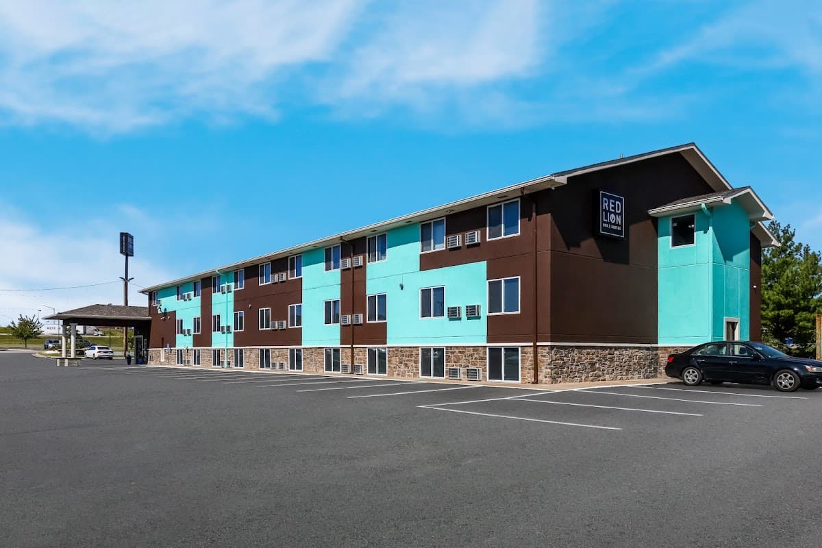 Red Lion Inn & Suites Liberty, Hotel in Liberty