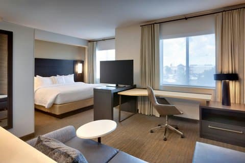 Residence Inn by Marriott Lincolnwood, Hotel in Lincolnwood