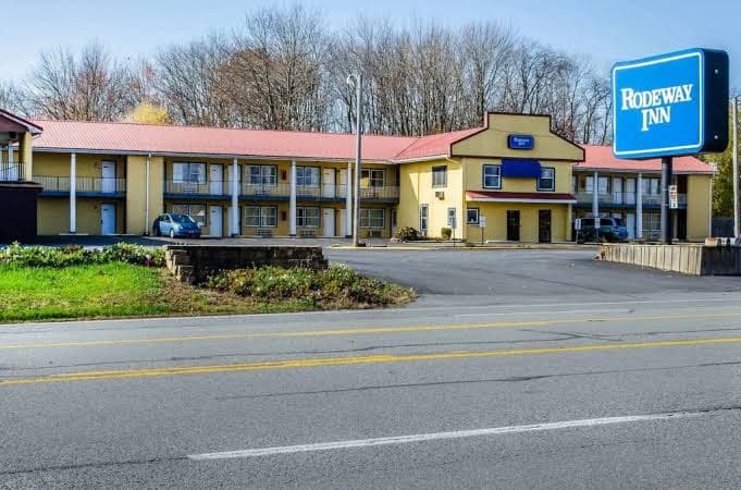 Relax Inn, Hotel in Linntown