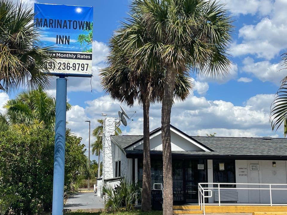 Marinatown Inn, Aparthotel in North Fort Myers