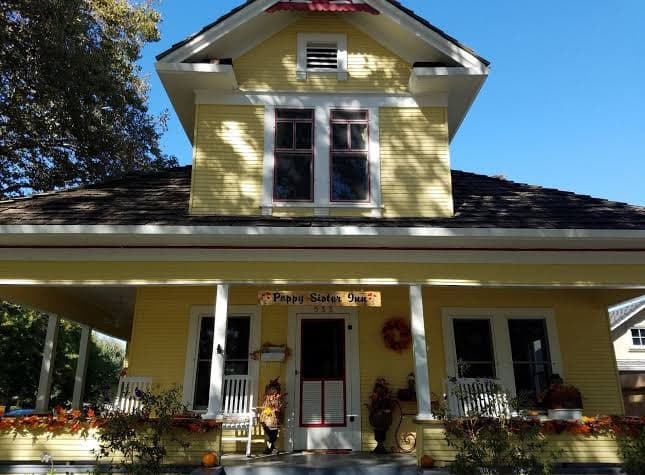 Poppy Sister Inn, Bed & Breakfast in Lodi