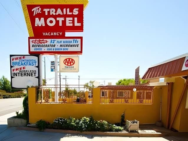 Trails Motel, Motel in Lone Pine