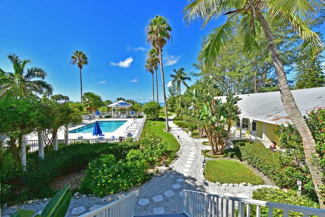 Wicker Inn Beach Resort, Hotel in Longboat Key