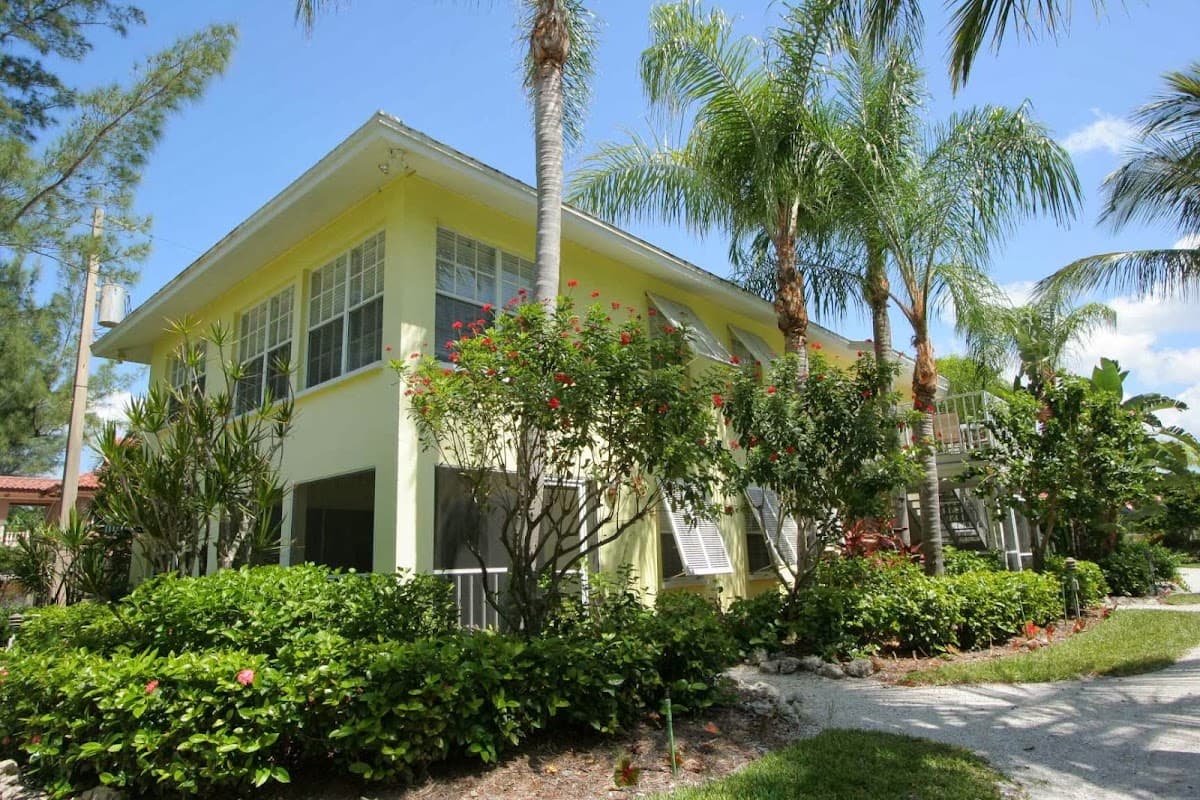 Cabana Beach Club, Resort in Longboat Key