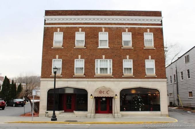 Hotel in Hudson New York | St Charles Hotel, Hotel in Lorenz Park
