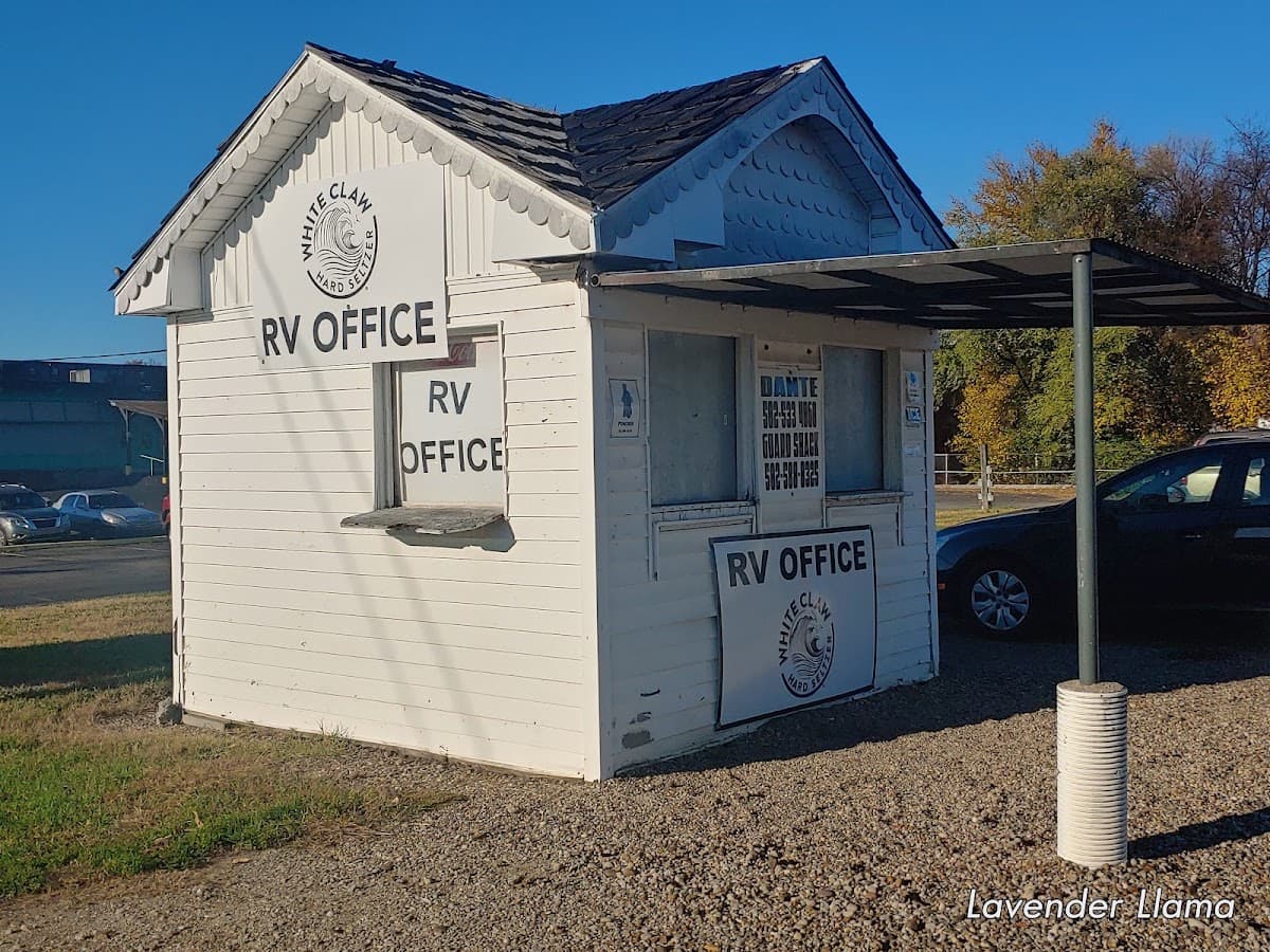 Derby Park and RV Campground, Caravan Park in Shively