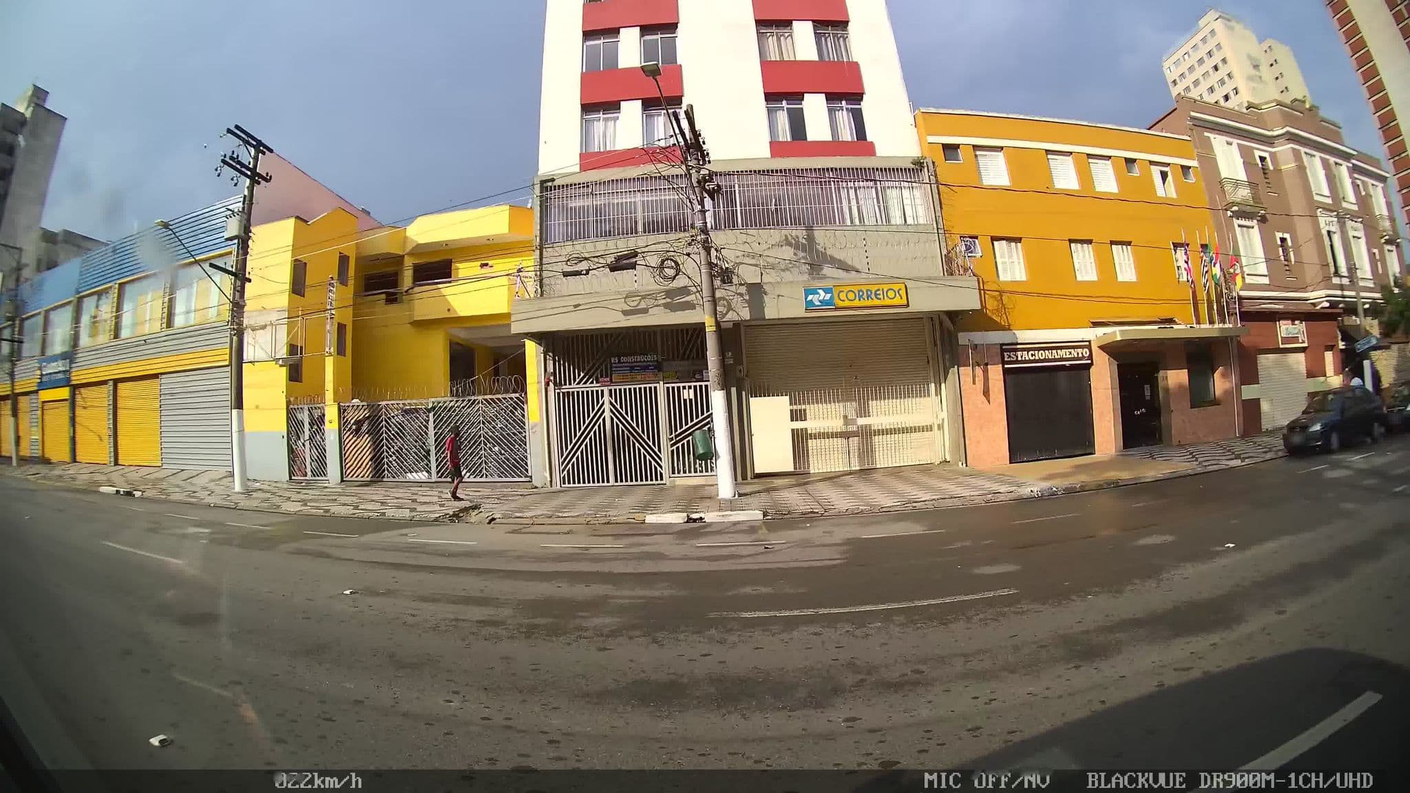Street view near Hotel Ourinhos, Republica — © kaart_2 (CC BY-SA · Mapillary)