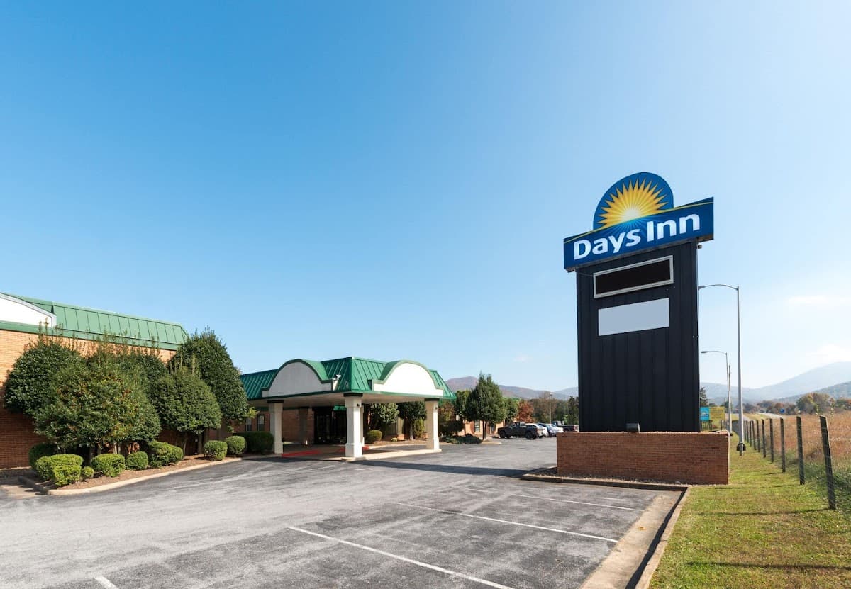Days Inn by Wyndham Luray Shenandoah, Hotel in Luray