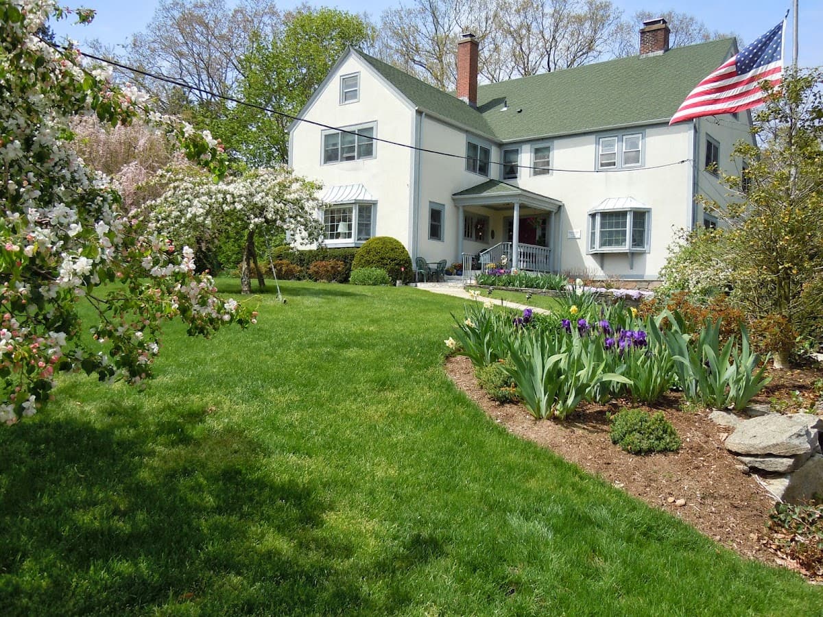 Tidewater Inn, Bed & Breakfast in Madison Center